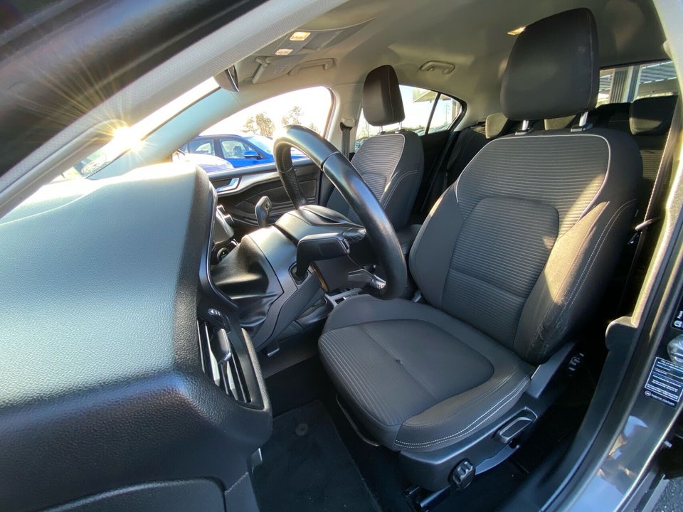 Ford Focus 1,5 EcoBlue Titanium 5d