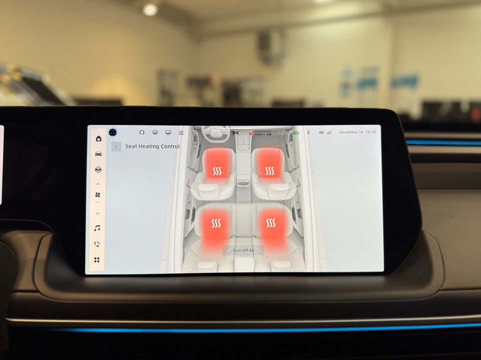 Xpeng P7 Performance 4d