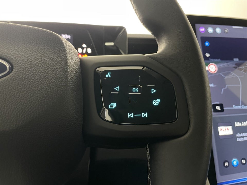 Ford Explorer 84 Select Extended Range AWD 5d