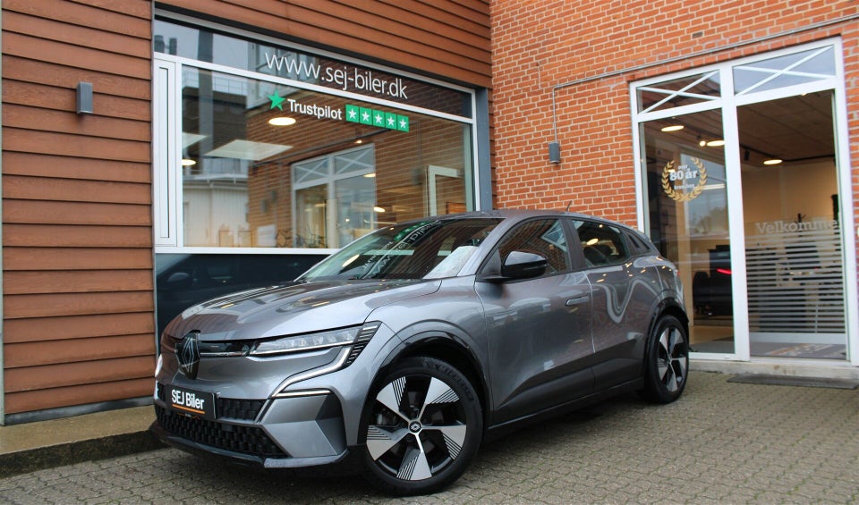 Renault Megane E-Tech 60 Equilibre 5d