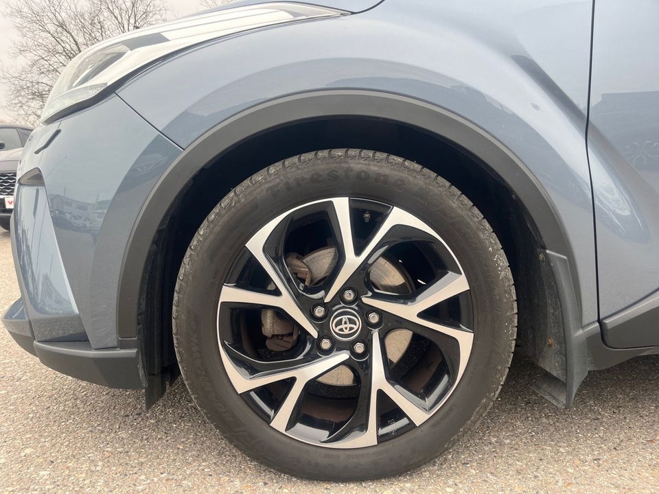 Toyota C-HR 1,8 Hybrid C-LUB Smart CVT 5d