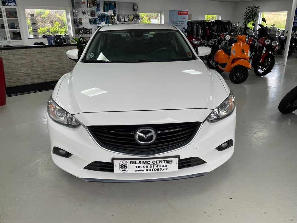 Mazda 6 2,0 SkyActiv-G 145 Core Business stc. 5d