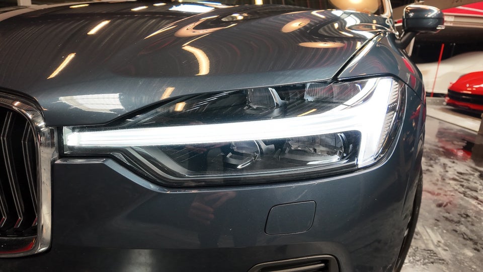 Volvo XC60 2,0 T8 ReCharge Inscription aut. AWD 5d