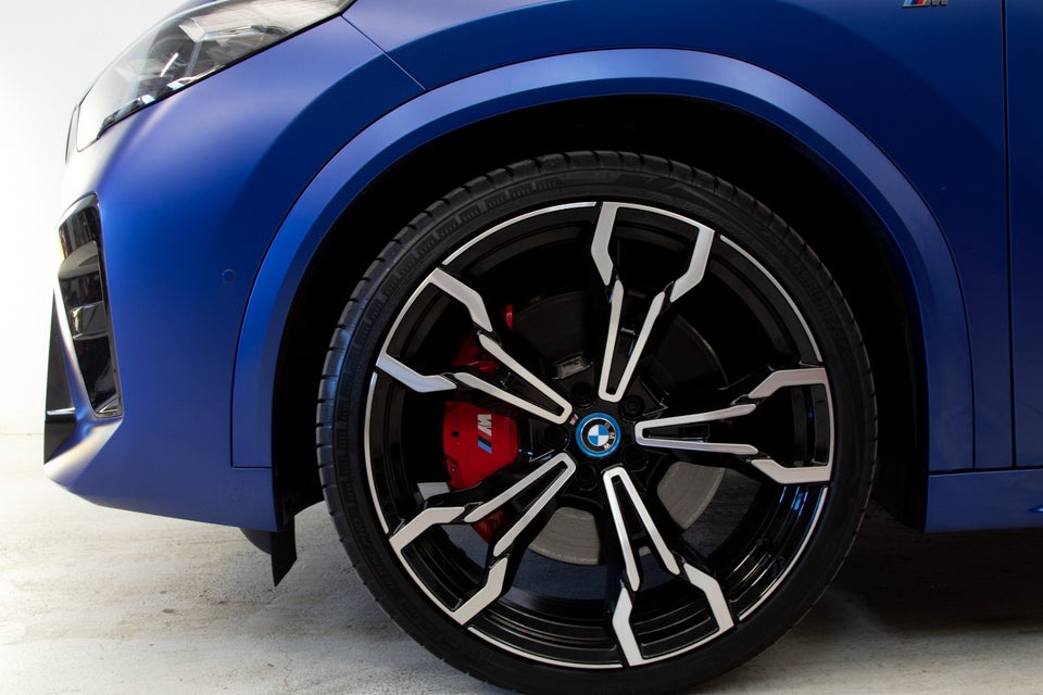 BMW iX2 xDrive30 M-Sport 5d