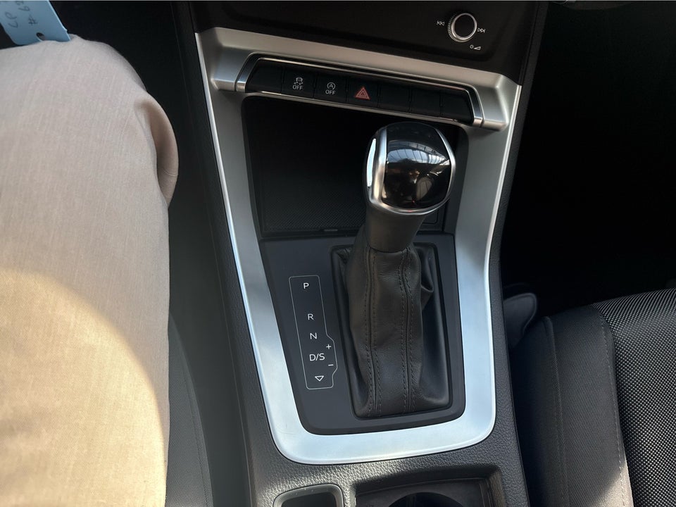 Audi Q3 35 TFSi Advanced Prestige S-tr. 5d