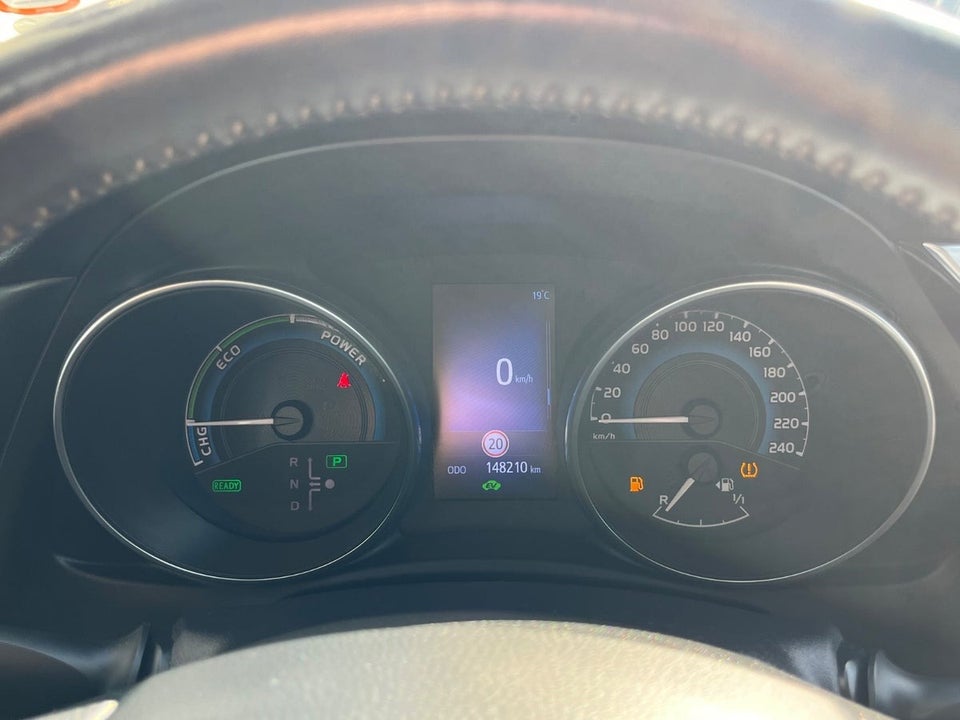 Toyota Auris 1,8 Hybrid H2 Comfort CVT 5d