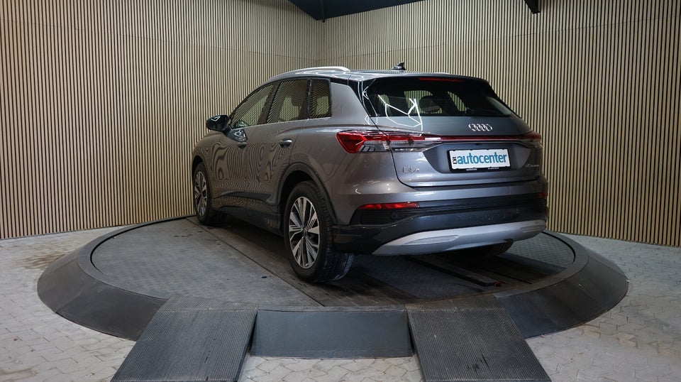 Audi Q4 e-tron 40 Advanced 5d