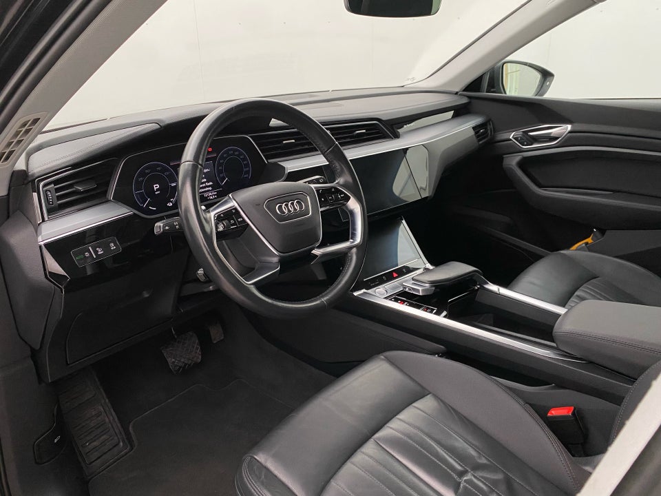 Audi e-tron 50 quattro 5d