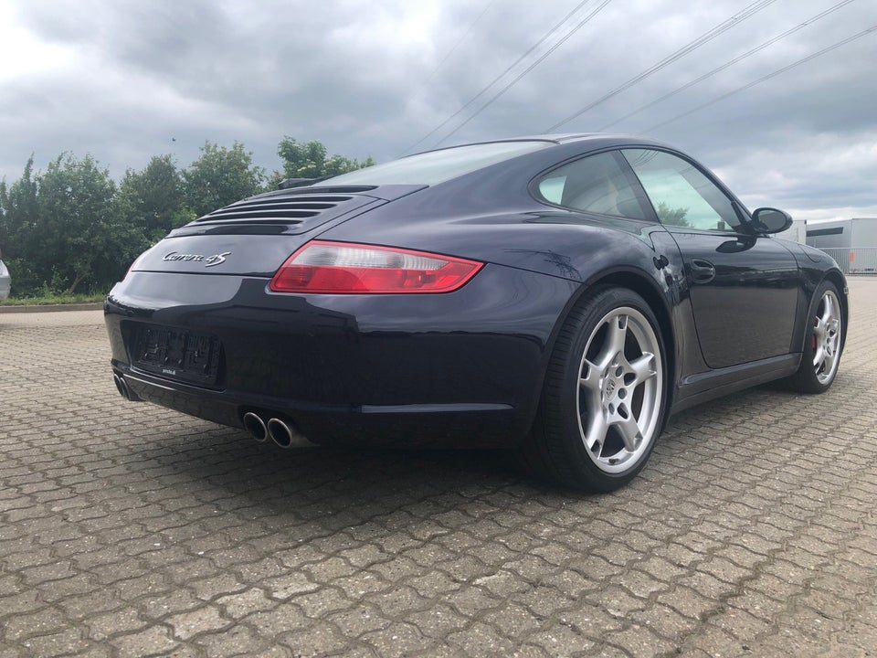 Porsche 911 Carrera 4S 3,8 Coupé 2d