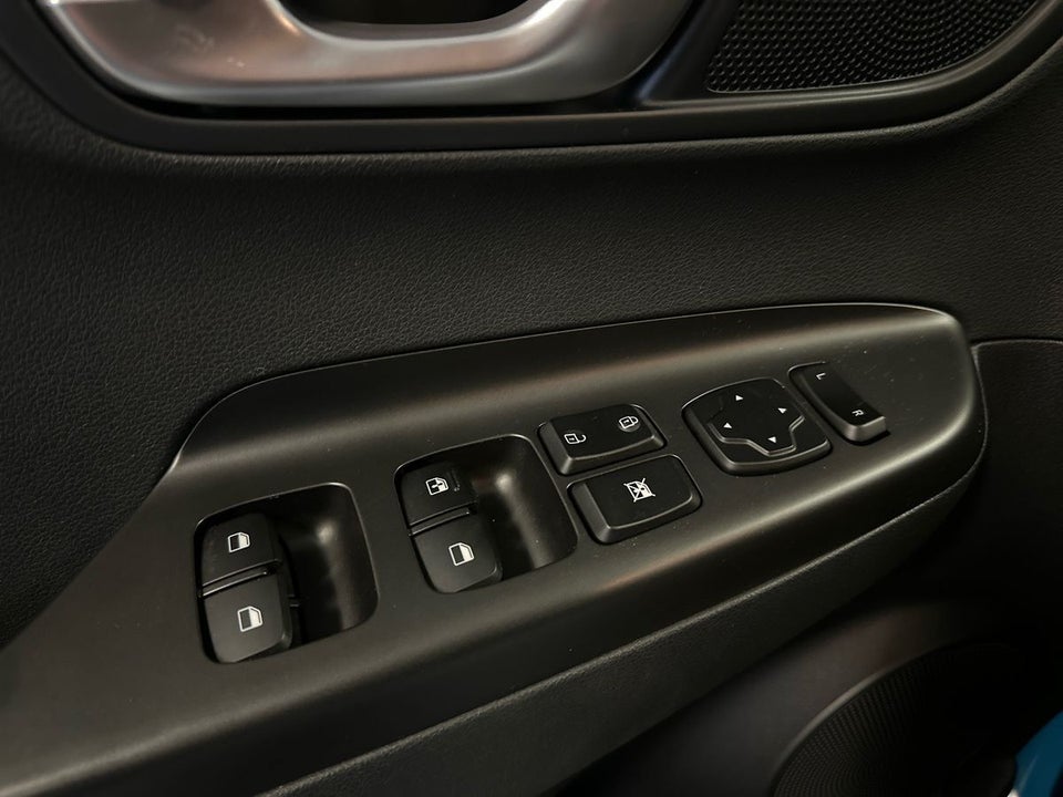 Hyundai Kona 39 EV Essential 5d