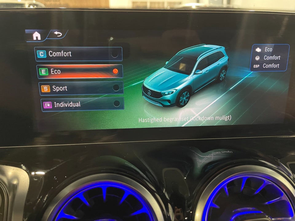 Mercedes EQB250+ AMG Line 5d