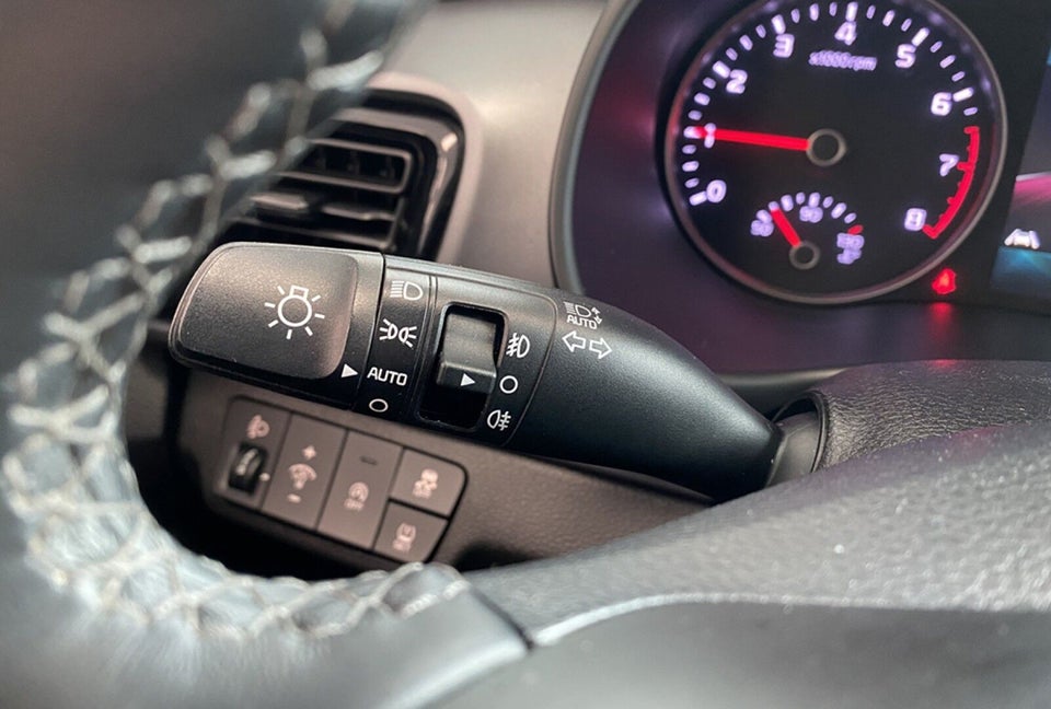 Kia Stonic 1,0 T-GDi mHEV Prestige Upgrade iMT 5d