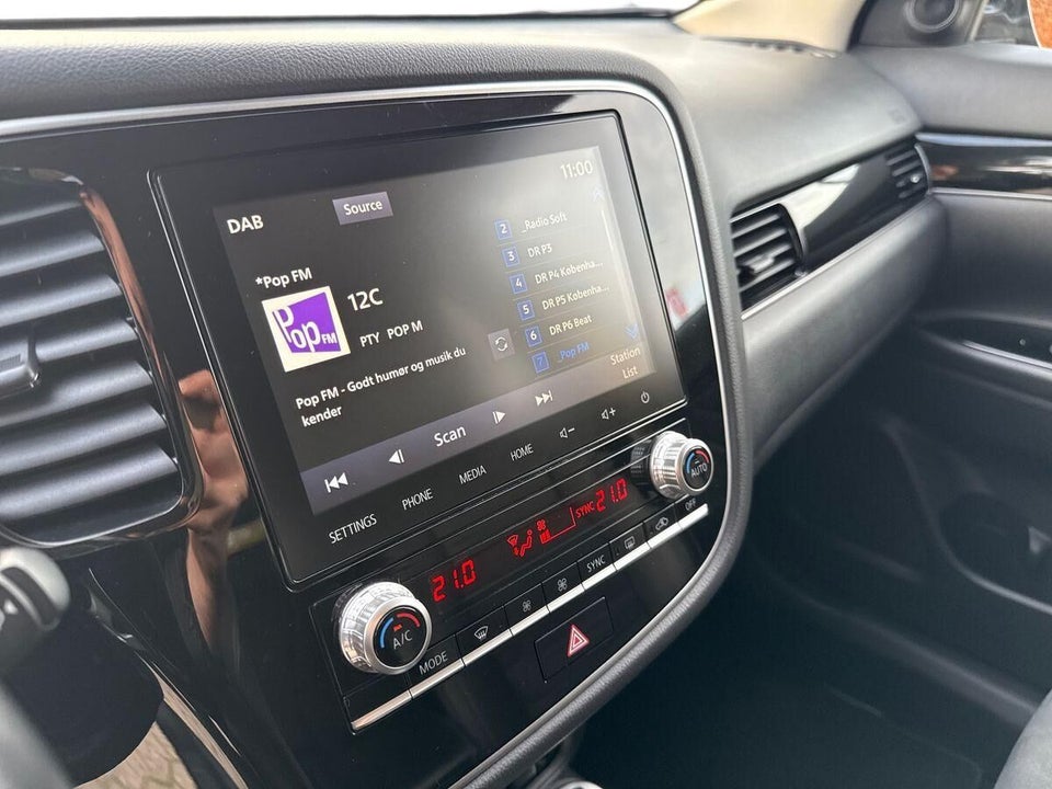 Mitsubishi Outlander 2,4 PHEV Intense CVT 4WD 5d