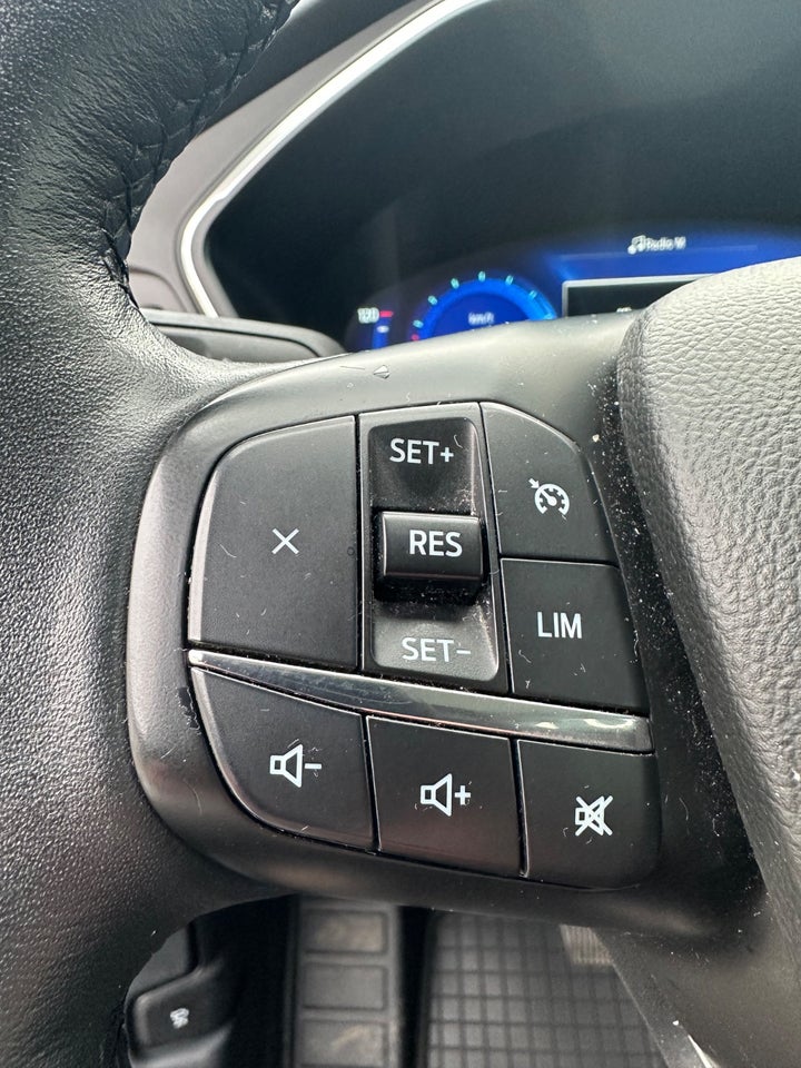 Ford Kuga 2,5 PHEV Trend CVT 5d