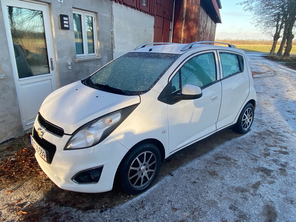 Chevrolet Spark 1,0 LT 5d