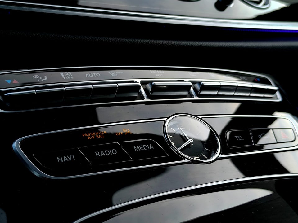 Mercedes E350 d 3,0 AMG Line stc. aut. 4Matic 5d