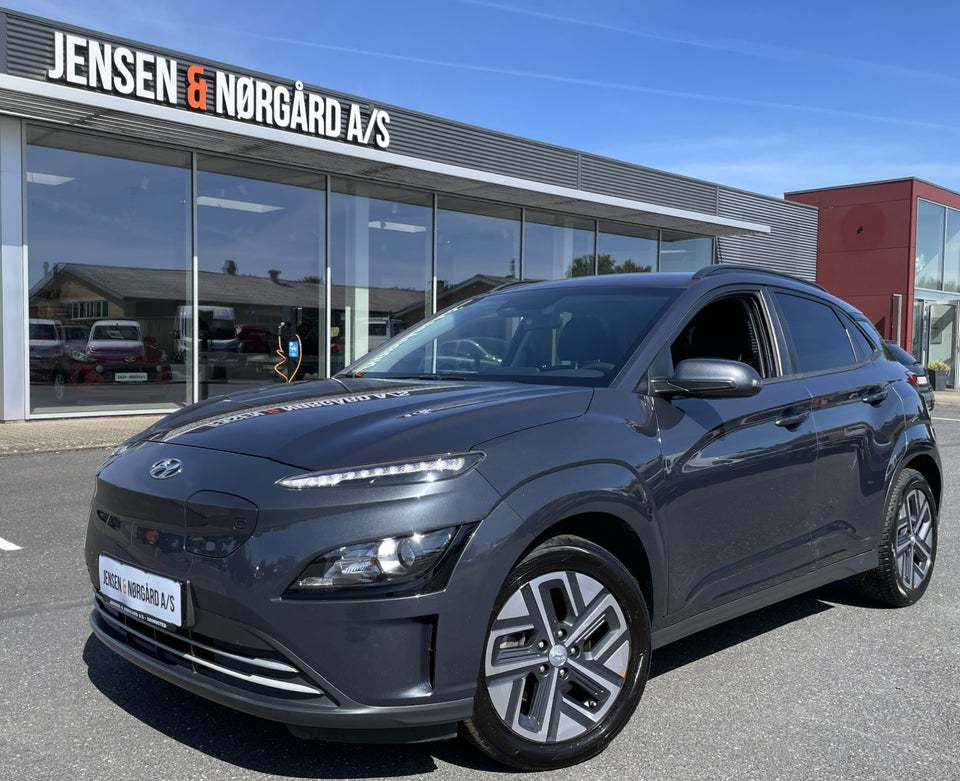Hyundai Kona 39 EV Essential 5d