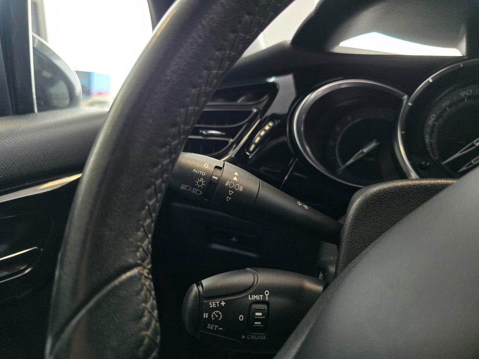 Citroën DS3 1,6 e-HDi 90 Style 3d