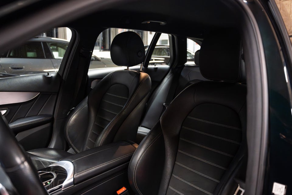 Mercedes C220 d 2,0 Advantage AMG stc. aut. 5d