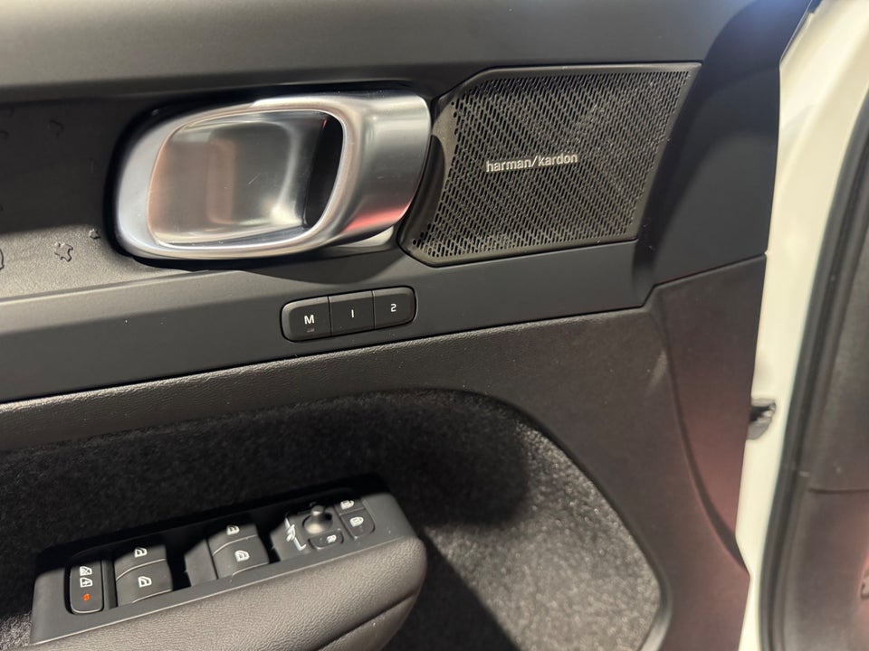 Volvo XC40 ReCharge Extended Range Ultimate 5d