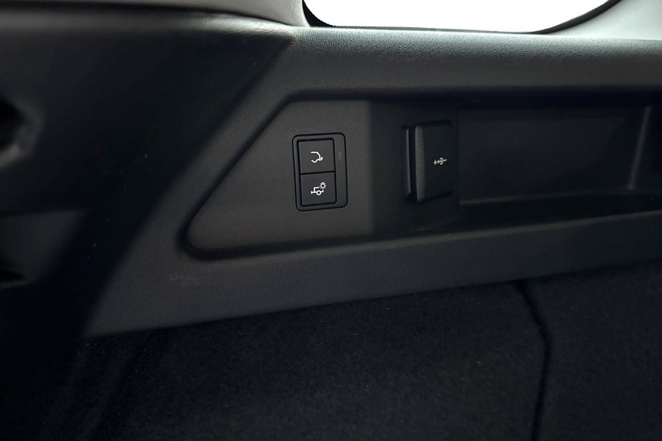 Land Rover Discovery Sport 1,5 P300e R-Dynamic SE aut. 5d