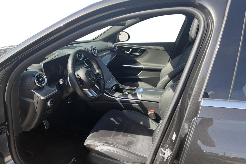 Mercedes C300 e 2,0 AMG Line stc. aut. 5d