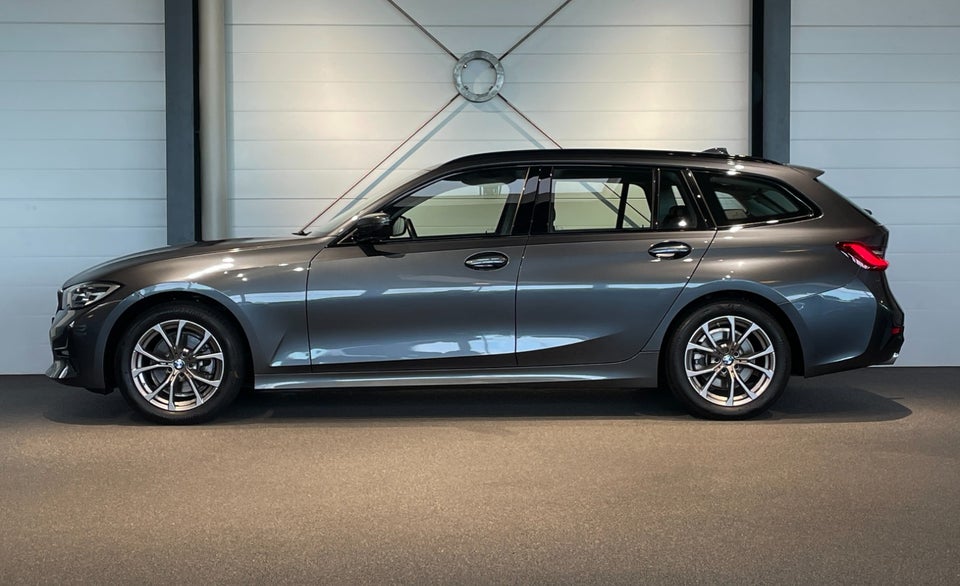 BMW 320d 2,0 Touring Sport Line aut. 5d