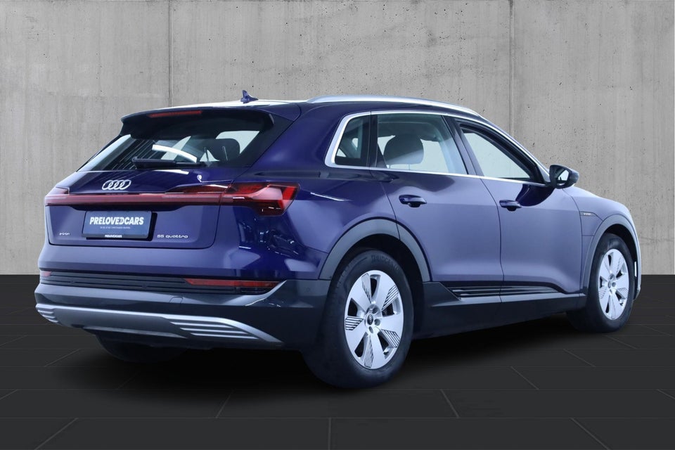Audi e-tron 55 quattro 5d