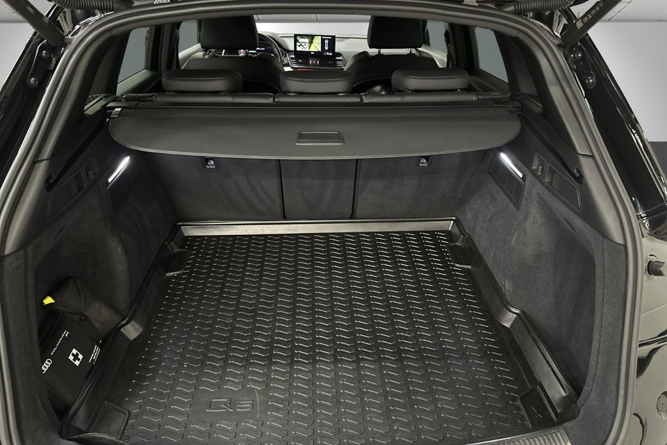 Audi Q5 40 TDi S-line Midnight Edition quattro S-tr. 5d