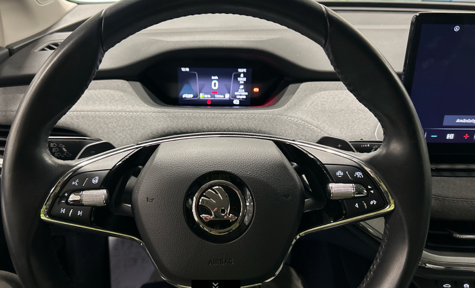 Skoda Enyaq 80 iV Loft 5d