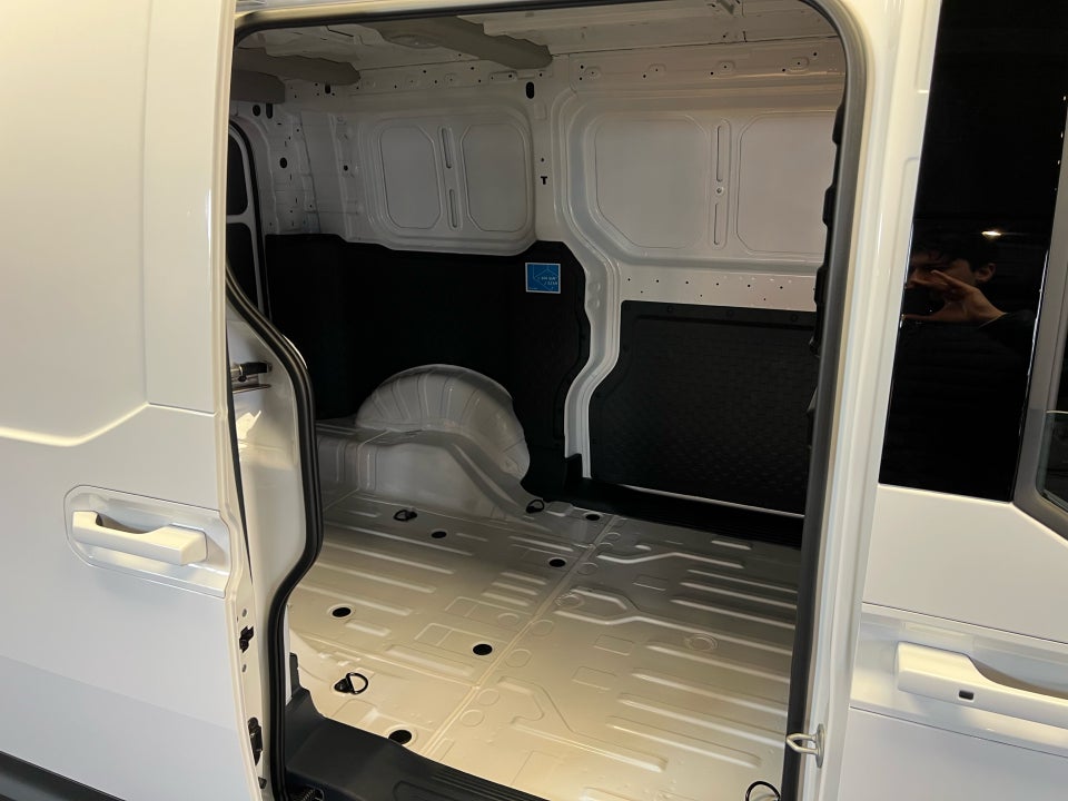 Kia PV5 71 Long Range Work