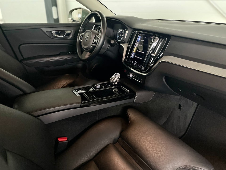 Volvo V60 2,0 T6 ReCharge Inscription aut. AWD 5d