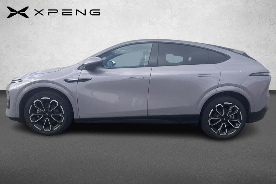 Xpeng G6 Performance 5d