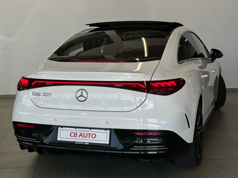 Mercedes EQE300 AMG Line 4d