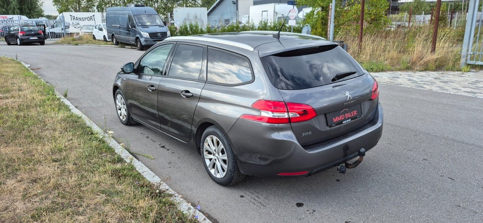 Peugeot 308 1,5 BlueHDi 130 Allure+ SW 5d