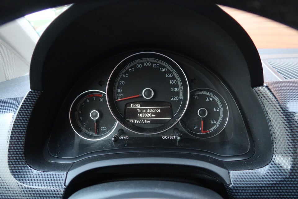 VW Up! 1,0 MPi 75 Move Up! ASG 5d