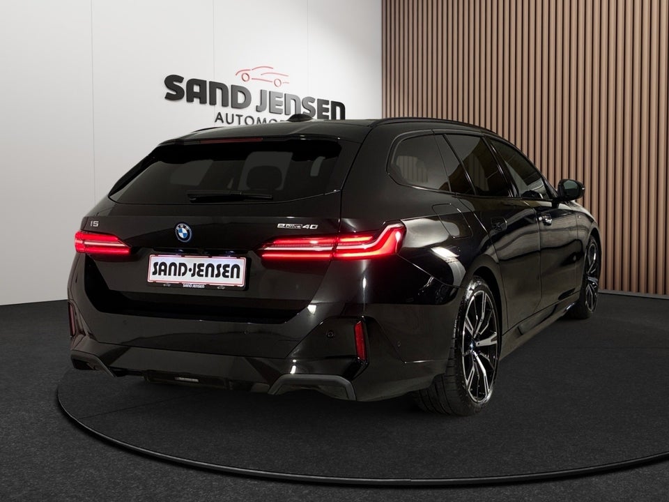 BMW i5 eDrive40 Touring M-Sport 5d