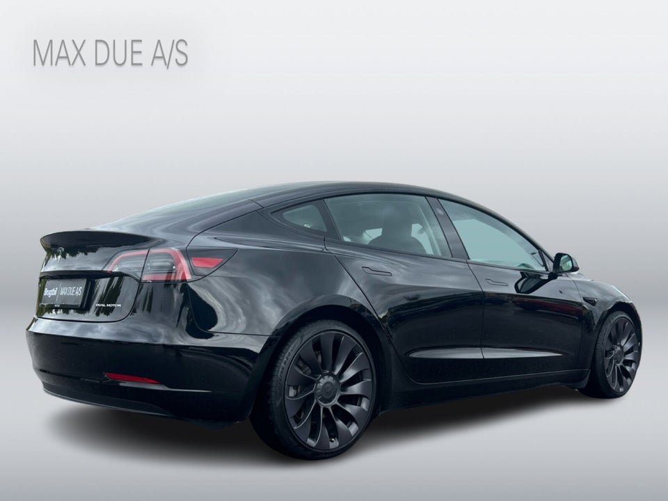 Tesla Model 3 Long Range AWD 4d