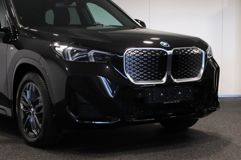 BMW iX1 xDrive30 M-Sport 5d