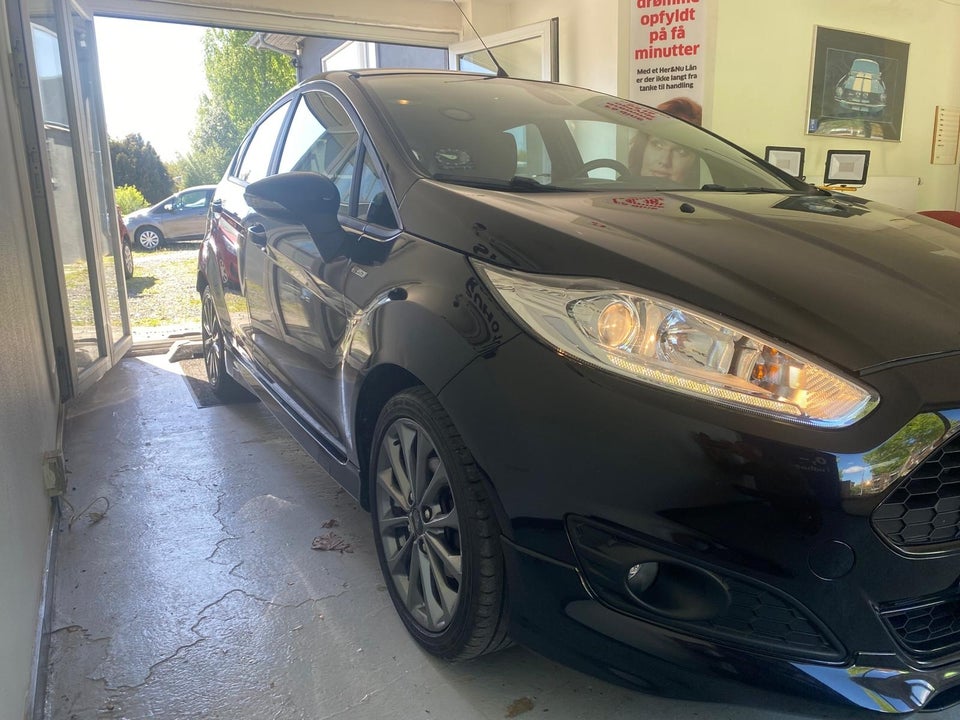Ford Fiesta 1,0 EcoBoost ST-Line 5d