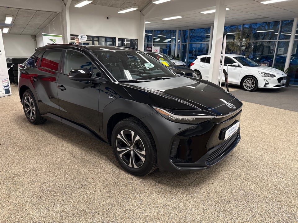 Toyota bZ4X Active 5d