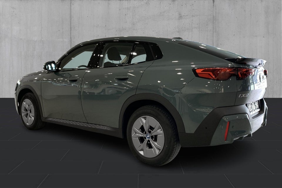 BMW iX2 eDrive20 5d