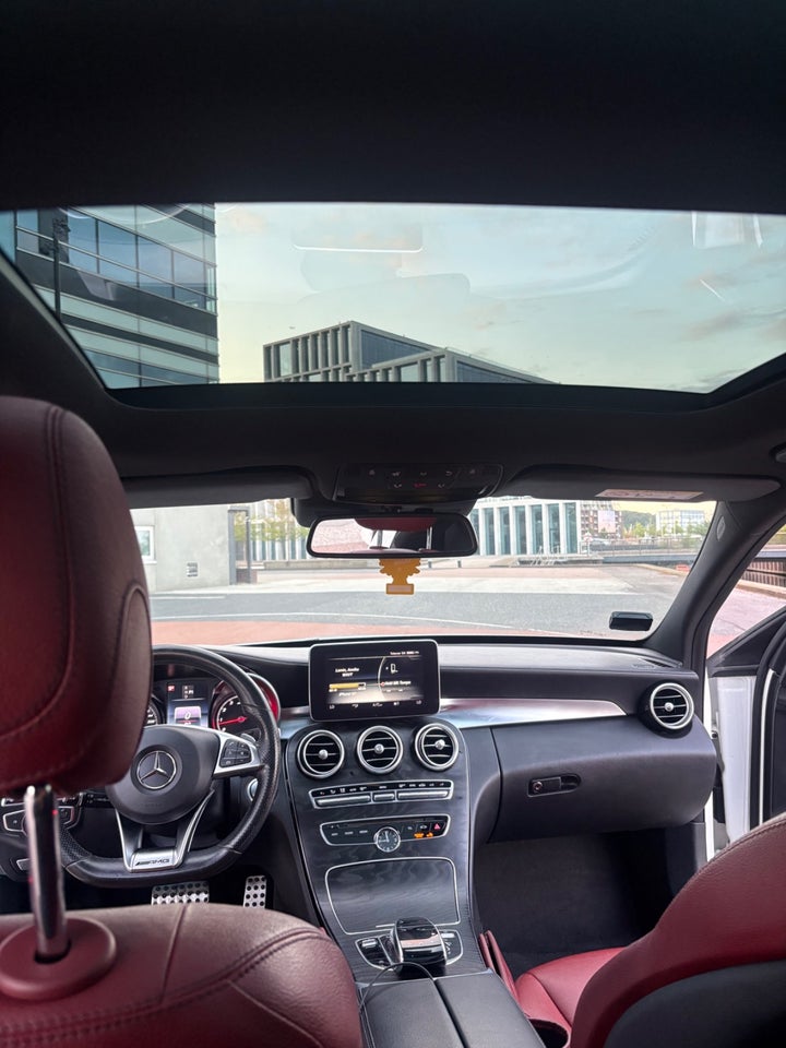 Mercedes C400 3,0 AMG Line aut. 4Matic 4d