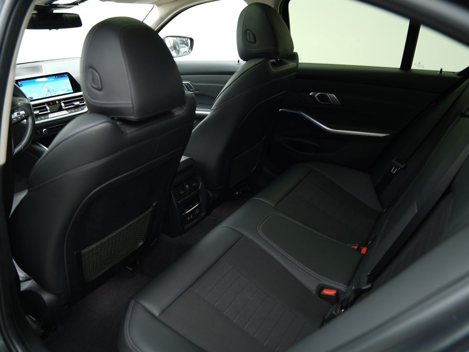 BMW 330e 2,0 Sport Line aut. 4d