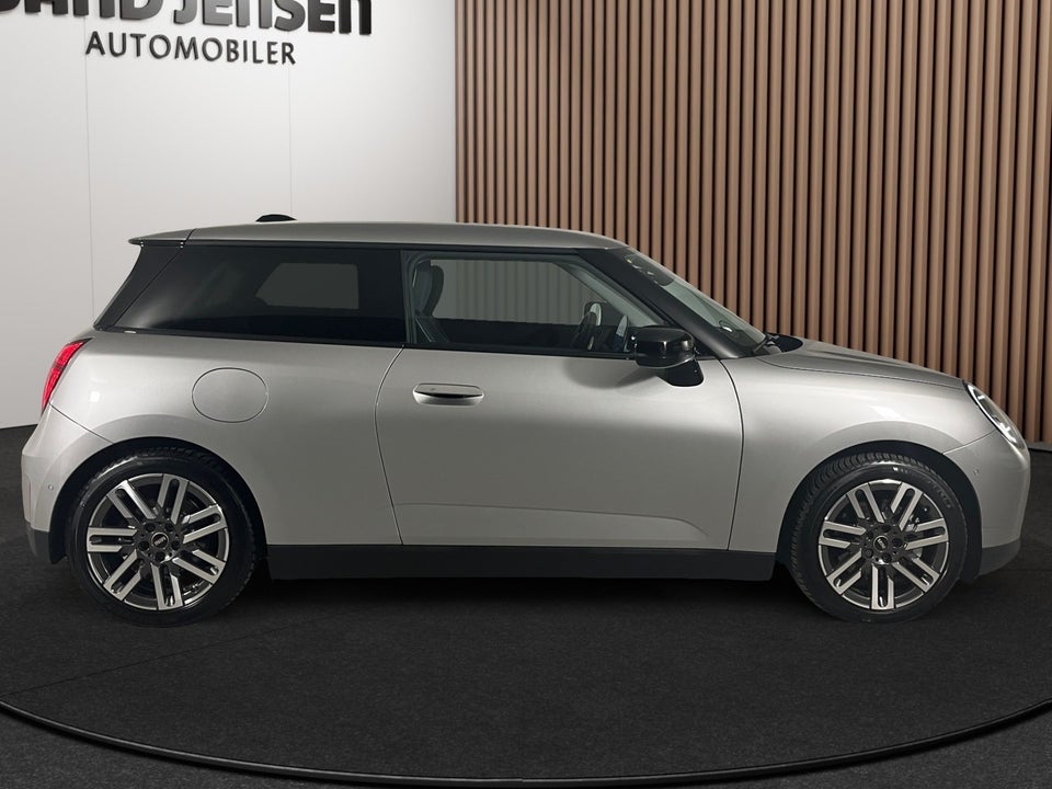 MINI Cooper SE Classic Trim M 3d