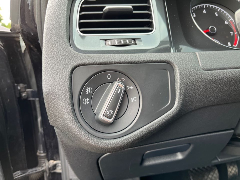 VW Golf VII 1,5 TSi 130 Comfortline DSG 5d