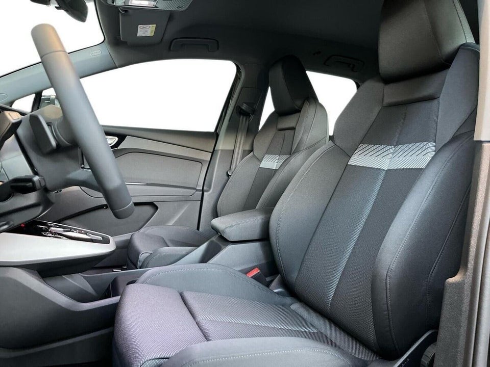 Audi Q4 e-tron 45 Progress 5d