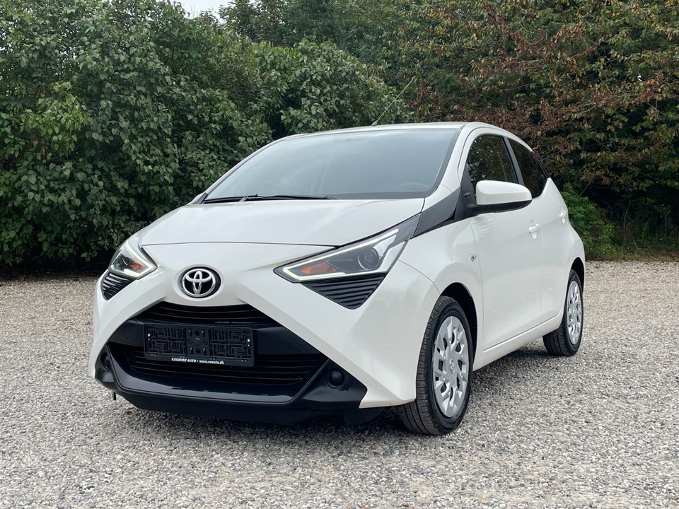 Toyota Aygo 1,0 VVT-i x-pression 5d