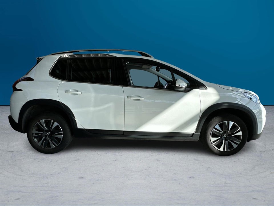 Peugeot 2008 1,2 e-THP 110 Allure Sky EAT6 5d