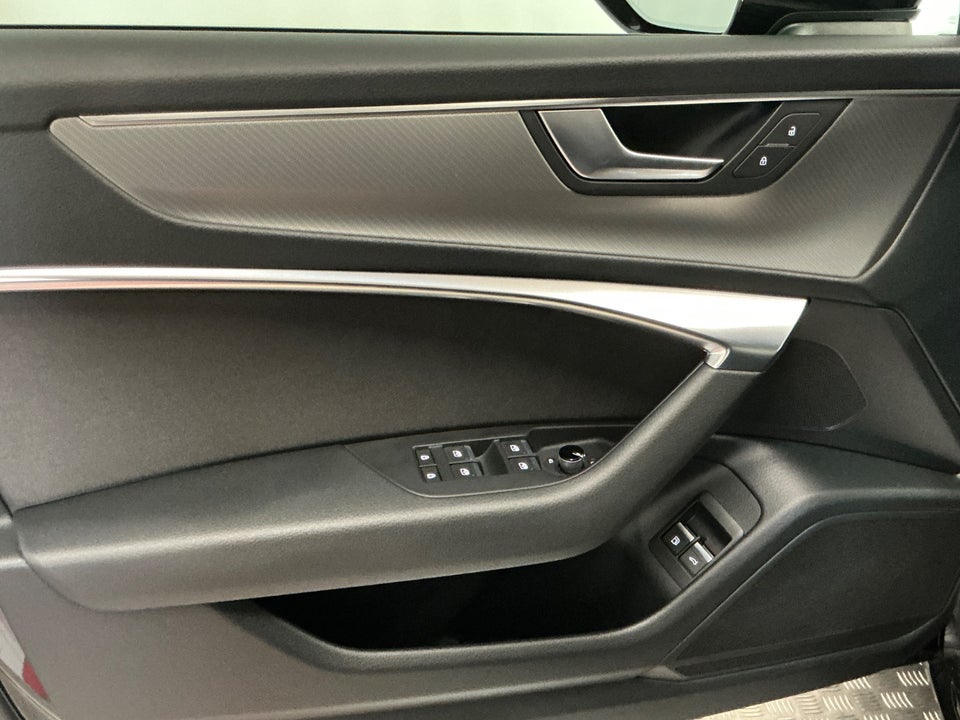 Audi A6 50 TFSi e Sport Prestige Avant quattro S-tr. 5d